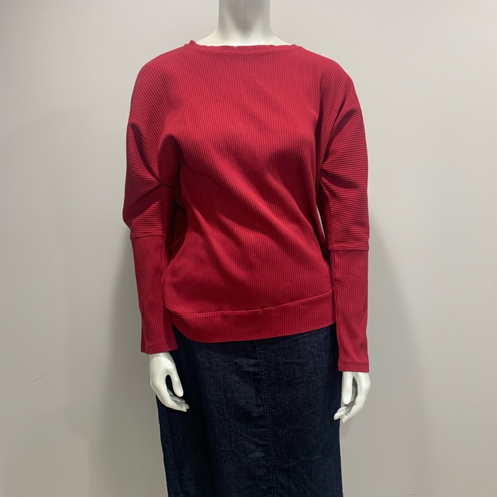 Mayas Place Super Cute Red Top. Great with Jeans for a casual comfortable look
